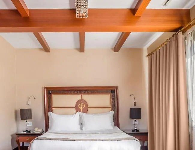 מלון Atatuerk Thermal & Convention Center 5*