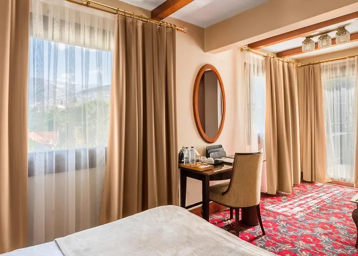 מלון Atatuerk Thermal & Convention Center